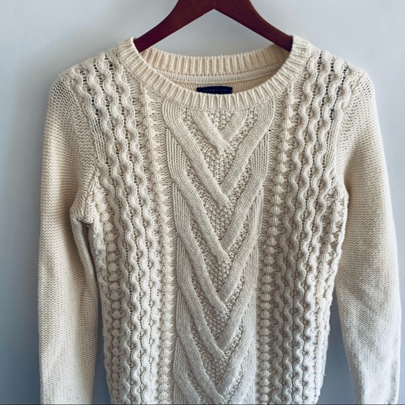 Tommy Hilfiger Cable Knit Wool Blend Sweater - Picture 10 of 11